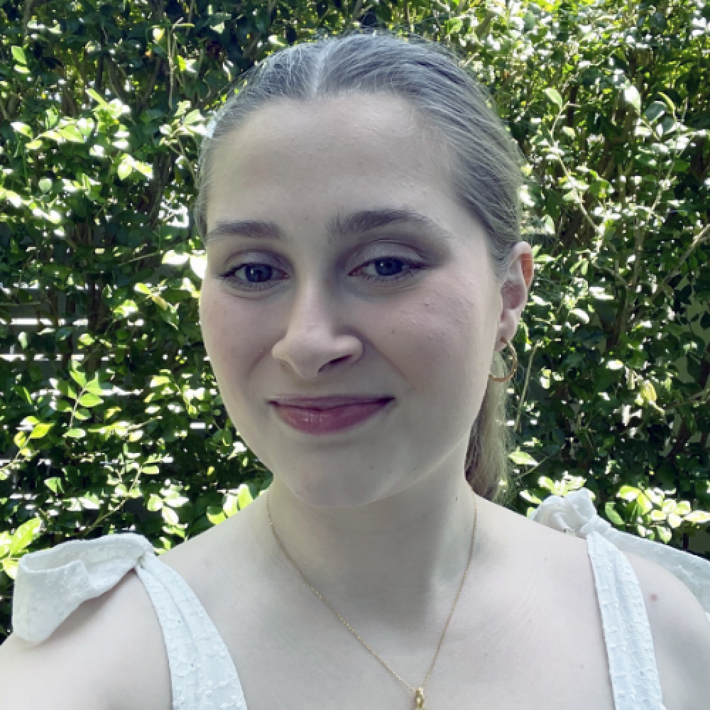 Headshot of Sarah Birrell